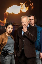 L-R: Kommissarin Mila Sahin (Almila Bagriacik), Hauptkommissar Klaus Borowski (Axel Milberg), Kai Korthals (Lars Eidinger). L-R: Kommissarin Mila Sahin (Almila Bagriacik), Hauptkommissar Klaus Borowski (Axel Milberg), Kai Korthals (Lars Eidinger).