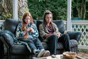 Die Kommissarin versucht, das Vertrauen einer wichtigen Zeugin zu gewinnen: Ronja (Lillyenne Zünd, li.) und Kommissarin Tessa Ott (Carol Schuler). Die Kommissarin versucht, das Vertrauen einer wichtigen Zeugin zu gewinnen: Ronja (Lillyenne Zünd, li.) und Kommissarin Tessa Ott (Carol Schuler).