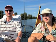 Auf dem Nord-Ostsee-Kanal unterwegs Richtung Kanaren - Paul und Paul, zwei junge Segler auf einer aufregenden Reise Auf dem Nord-Ostsee-Kanal unterwegs Richtung Kanaren - Paul und Paul, zwei junge Segler auf einer aufregenden Reise