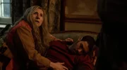 Carla (Marie Bunel) sorgt sich um ihren Sohn Tibor (Tahar Rahim). Carla (Marie Bunel) sorgt sich um ihren Sohn Tibor (Tahar Rahim).