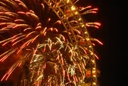 Feuerwerk auf dem Wiener Riesenrad. Feuerwerk auf dem Wiener Riesenrad.
