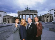 4. Staffel: v.li.: Max Gertsch als Kriminalkommissar Ralf Bongartz, Britta Schmeling als Staatsanw&auml;ltin Charlotte Glaser, Henry van Lyck als Oberstaatsanwalt Gerhart Lotze und Wolfgang Bathke als Kriminalhauptkommissar Stefan Kehler
