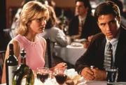 Im Mittelpunkt perfider Intrigen: der attraktive Sportreporter Michael O'Neal (Dermont Mulroney, r.) und Million&auml;rstochter Kimberly Wallace (Cameron Diaz, l.) ...