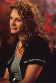 Hemmungslos zieht Julianne (Julia Roberts) alle Register, um die Hochzeit von Michael, ihrer verflossenen Liebe, zu verhindern ...