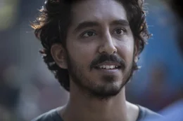 Saroo (Dev Patel)
