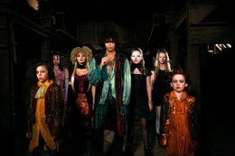 V. l.: Hyde (Bruno Schubert), D&uuml;sentrieb (Sarah Horv&aacute;th), Blossom (Paula Schramm), Darkside (Marvin Unger), Terry (Nathalie Kutschera), Marry (Ella-Maria Gollmer) und Hyde (Sandro Iannotta)