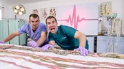 Die &Auml;rzte und Zwillingsbr&uuml;der Dr. Chris und Dr. Xand haben ihre ganz eigenen, ungew&ouml;hnliche Methoden, um den menschlichen K&ouml;rper und seine Funktionen zu erforschen.