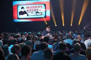 Ein Stehtisch, ein Barhocker, eine Flasche Bier - f&uuml;r einen Abend mit Markus Krebs braucht es nicht mehr. Humor-Prinzip? Irgendwas zwischen Kneipen-Kumpel und Witze-Papst.