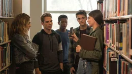 v.l.n.r.: Haley (McKaley Miller), Chaz ( Gianni Paolo), Darrell (Dante Brown), Andy (Corey Fogelmanis) und Maggie (Diana Silvers)  Die Verwendung des sendungsbezogenen Materials ist nur mit dem Hinweis und Verlinkung auf RTL+ gestattet.; v.l.n.r.: Haley (McKaley Miller), Chaz ( Gianni Paolo), Darrell (Dante Brown), Andy (Corey Fogelmanis) und Maggie (Diana Silvers)  Die Verwendung des sendungsbezogenen Materials ist nur mit dem Hinweis und Verlinkung auf RTL+ gestattet.