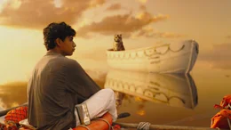 Nur in dem selbstgebauten Beiboot ist Pi (Suraj Sharma) vor dem hungrigen bengalischen Tigern in Sicherheit, bis zu dem Tag, an dem er beschlie&szlig;t, seinen Leidensgenossen zu z&auml;hmen ...