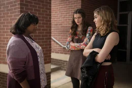 v.l.n.r.: Sue Ann (Octavia Spencer), Maggie (Diana Silvers) und Haley (McKaley Miller)  Die Verwendung des sendungsbezogenen Materials ist nur mit dem Hinweis und Verlinkung auf RTL+ gestattet.; v.l.n.r.: Sue Ann (Octavia Spencer), Maggie (Diana Silvers) und Haley (McKaley Miller)  Die Verwendung des sendungsbezogenen Materials ist nur mit dem Hinweis und Verlinkung auf RTL+ gestattet.