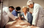 (v.l.n.r.) Dr. Jesse Travis (Charlie Schlatter); Andrea Turner (Debra Sharkey); Dr. Mark Sloan (Dick Van Dyke)