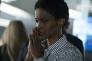 Der M&ouml;rder scheint ein sehr pers&ouml;nliches Motiv zu haben - ist die Nachrichten-Chefin Sandra Madsen (Kim Hawthorne) dadurch in Gefahr?