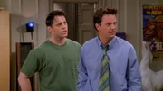 L-R: Joey Tribbiani (Matt LeBlanc), Chandler Bing (Matthew Perry) L-R: Joey Tribbiani (Matt LeBlanc), Chandler Bing (Matthew Perry)