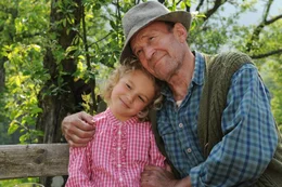 Emily Matschnig (Theres), Michael Mendl (Gottfried).