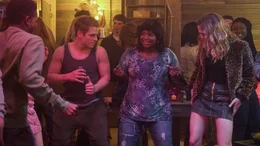 v.l.n.r.: Darrell (Dante Brown), Chaz (Gianni Paolo), Sue Ann (Octavia Spencer) und Haley (McKaley Miller)  Die Verwendung des sendungsbezogenen Materials ist nur mit dem Hinweis und Verlinkung auf RTL+ gestattet.; v.l.n.r.: Darrell (Dante Brown), Chaz (Gianni Paolo), Sue Ann (Octavia Spencer) und Haley (McKaley Miller)  Die Verwendung des sendungsbezogenen Materials ist nur mit dem Hinweis und Verlinkung auf RTL+ gestattet.