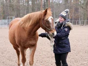 Hannah Scholz zusammen mit Landano im Training auf Gut Klostermühle. Hannah Scholz zusammen mit Landano im Training auf Gut Klostermühle.