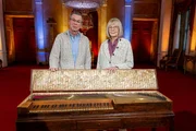 Dieses Clavichord stammt aus der Sammlung des Onkels und ist etwas Besonderes.