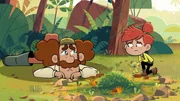 Jonas ist sehr traurig als Taylor, Tommy und Jack beim Superhelden-Spiel versehentlich eine von seinen geliebten Pflanzen zerstören. Jonas ist sehr traurig als Taylor, Tommy und Jack beim Superhelden-Spiel versehentlich eine von seinen geliebten Pflanzen zerstören.