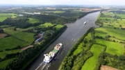 Der f&uuml;hrt quer durch Schleswig-Holstein von Kiel nach Brunsb&uuml;ttel. Weitere Fotos erhalten Sie auf Anfrage.