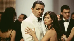 L-R: Johnny English (Rowan Atkinson) und Lorna Campbell (Natalie Imbruglia)
