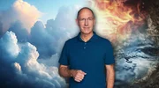 Luft ist nicht gleich Luft: Eine leichte Sommerbrise kann herrlich erfrischend sein, ein Sturm dagegen hat oft verheerende Folgen. Und bei einem Tornado sollte man sich so schnell wie möglich in Sicherheit bringen. Luft beflügelt uns, wenn wir abheben im Urlaubsflieger. Sie kann verunreinigt sein: durch Feinstaub, Smog oder Zigarettenrauch. Sie lässt sich aber auch für unsere Gesundheit nutzen, zum Beispiel mit der so genannten Bienenstocklufttherapie. Welche Luft ist gut für uns? Wo hat sich die Luftqualität verbessert? Und was tun gegen schlechte Luft? - Thomas Ranft moderiert die Sendung. Luft ist nicht gleich Luft: Eine leichte Sommerbrise kann herrlich erfrischend sein, ein Sturm dagegen hat oft verheerende Folgen. Und bei einem Tornado sollte man sich so schnell wie möglich in Sicherheit bringen. Luft beflügelt uns, wenn wir abheben im Urlaubsflieger. Sie kann verunreinigt sein: durch Feinstaub, Smog oder Zigarettenrauch. Sie lässt sich aber auch für unsere Gesundheit nutzen, zum Beispiel mit der so genannten Bienenstocklufttherapie. Welche Luft ist gut für uns? Wo hat sich die Luftqualität verbessert? Und was tun gegen schlechte Luft? - Thomas Ranft moderiert die Sendung.