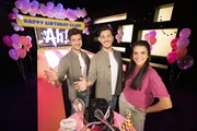 Clarissa mit Tarkan und seiner Vertretung zum Thema "Casting" Clarissa mit Tarkan und seiner Vertretung zum Thema "Casting"