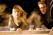 L-R: Jordan Two Delta / Sarah Jordan (Scarlett Johansson) und Lincoln Six Echo / Tom Lincoln ( Ewan McGregor)