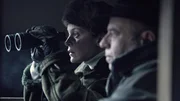 Wachsam: Die Geschäftspartner Dr. Bürli (Heinrich Cuipers, r) und Dr. Freya Freitag (Jeanette Hain, l) auf der Jagd. Wachsam: Die Geschäftspartner Dr. Bürli (Heinrich Cuipers, r) und Dr. Freya Freitag (Jeanette Hain, l) auf der Jagd.