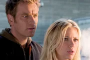 Jordan Two Delta (Scarlett Johansson), Lincoln Six Echo (Ewan McGregor)
