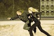 Lincoln (Ewan McGregor, l.) und Jordan (Scarlett Johansson, r.) ...