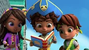 L-R: Lorelai, Santiago Montes, Kiko, Tom&aacute;s.