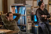 L-R: Jesse Lee Soffer as Jay Halstead, Elias Koteas as Alvin Olinsky