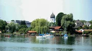 Segelboote vor der Fraueninsel im Chiemsee.