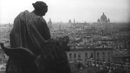 Blick auf Leningrad mit Dreifaltigkeitskathedrale vom Dach des Winterpalasts, um 1941/1942: Hitler befahl, dass die Stadt &bdquo;zerschossen und ausgehungert&ldquo; werden soll.