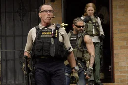 Als mehrere ihrer Kollegen ermordet aufgefunden werden, erkennen Breacher (Arnold Schwarzenegger), Grinder (Joe Manganiello) und Lizzy (Mireille Enos), dass sie auf der Hut sein m&uuml;ssen, da das Drogen-Kartell es auf die DEA-Agenten abgesehen zu haben scheint.