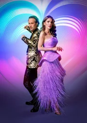 Michael Ostrowski, Victoria Swarovski. Michael Ostrowski, Victoria Swarovski.