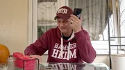 Elvis plant eine &Uuml;berraschung f&uuml;r einen Fan von ihm, der an Krebs erkrankt ist.