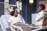 Spezielle Bekanntschaft: Ptosha Sotrey als Regina Evans, Alexis Floyd als Dr. Simone Griffith