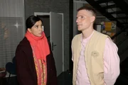 Moritz (Lennart Borchert) hofft, dass Laura (Chryssanthi Kavazi) bald in die Agentur zurückkehrt. Moritz (Lennart Borchert) hofft, dass Laura (Chryssanthi Kavazi) bald in die Agentur zurückkehrt.