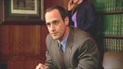 Detective Elliot Stabler (Christopher Meloni) verh&ouml;rt einen Verd&auml;chtigen im Fall einer ermordeten jungen Frau afghanischer Herkunft.