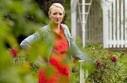 Moderatorin Anna Lena Dörr im Rosengarten in Zweibrücken. Moderatorin Anna Lena Dörr im Rosengarten in Zweibrücken.