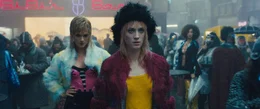 Mariette (Mackenzie Davis, M.) wird von Joi als Prostituierte f&uuml;r K beauftragt.
