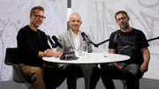 Moderator Tom Gisler, zu Gast Bundesrat Beat Jans, Moderator Mämä Sykora Moderator Tom Gisler, zu Gast Bundesrat Beat Jans, Moderator Mämä Sykora