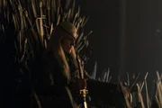 Ewan Mitchell als Prinz Aemond Targaryen
