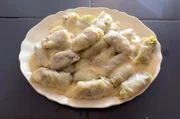 Die Kohlrouladen Lachanodolmades sind fester Bestandteil der lokalen Küche Thessalonikis. Die Kohlrouladen Lachanodolmades sind fester Bestandteil der lokalen Küche Thessalonikis.