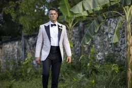 Tom Fowler (Josh Duhamel)