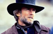 Der namenlose Prediger und Revolverheld (Clint Eastwood) kommt genau zur rechten Zeit.
