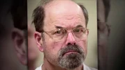 Er war Ehemann und Familienvater, er schien ein ganz normales Leben zu f&uuml;hren. Doch hinter Fassade verbirgt sich ein grausamer Killer.