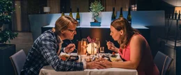 Alex Noll (Gery Seidl), Julia Grinzinger (Katharina Stra&szlig;er)